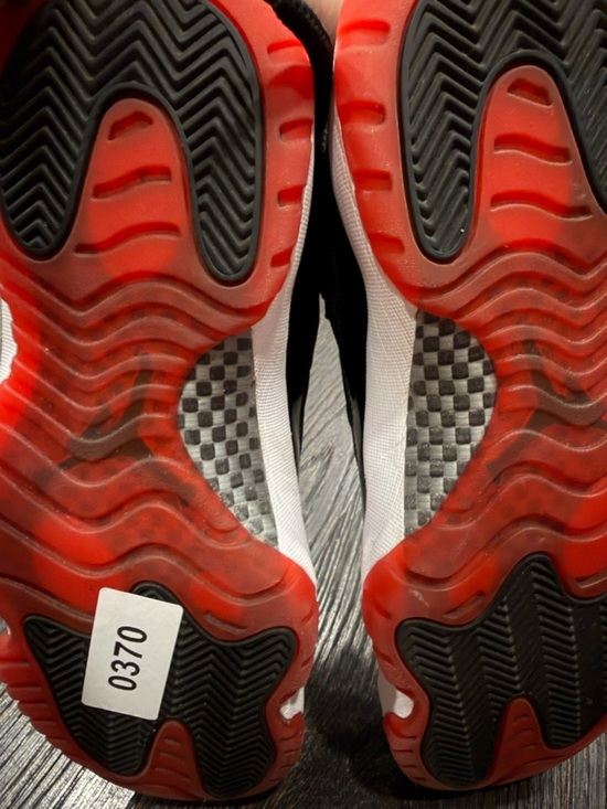 Air Jordan 11 Bred Playoff XI Sz 8.5 main image 7